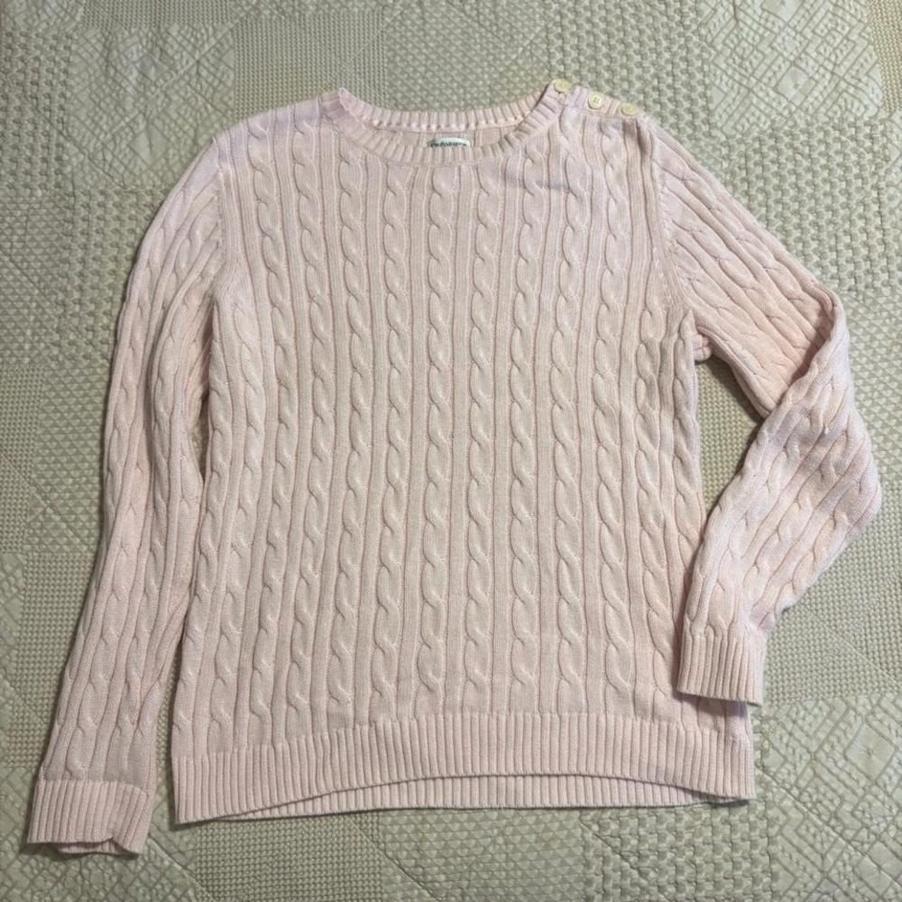 VTG Croft & Barrow pastel pink cable knit sweater